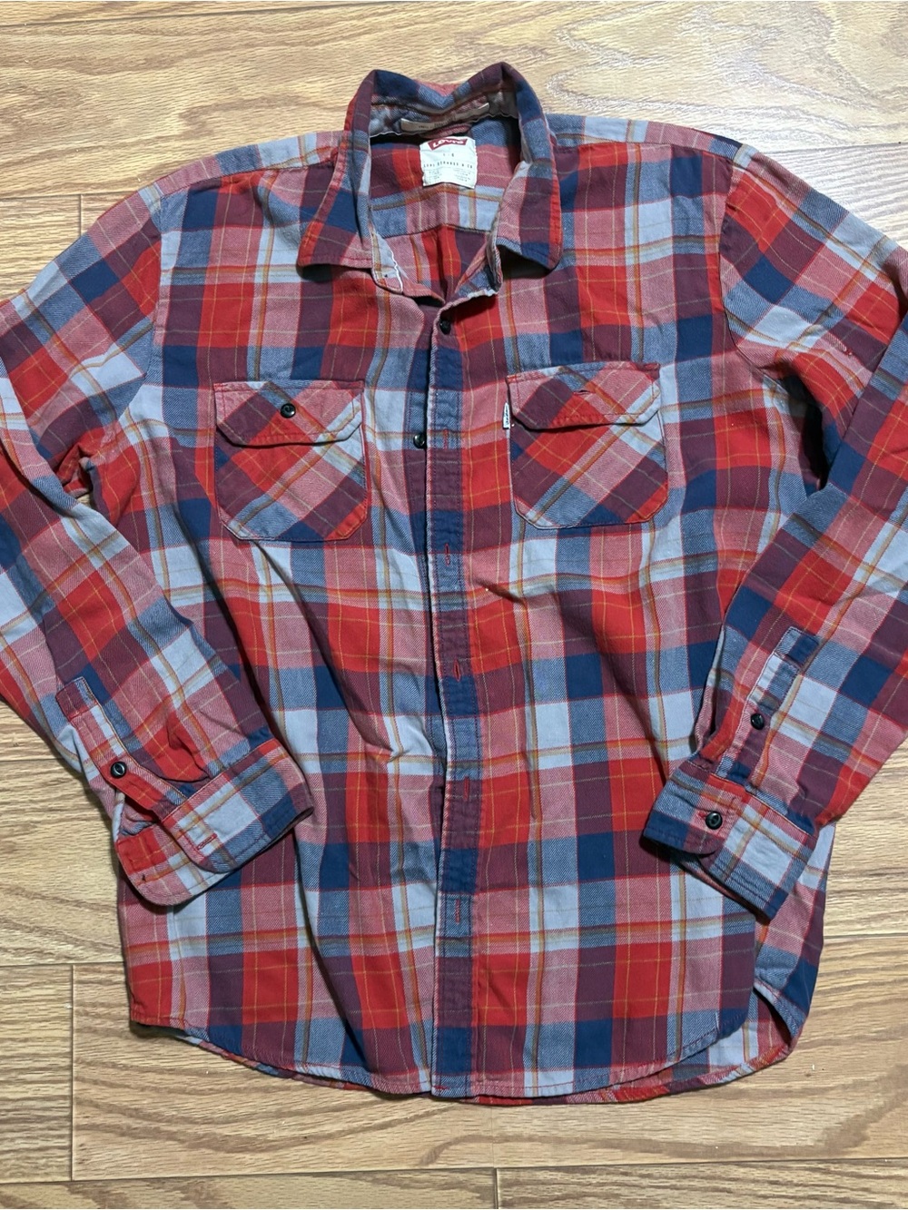 Levi's Men's Standard Fit Plaid Flannel Button Up Shirt Long Sleeve Multi Size L